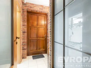 Prodej rodinného domu, Sulice - Hlubočinka, U Lesa, 272 m2