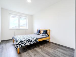 Prodej bytu 3+kk, Polerady, 78 m2