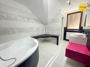 Prodej rodinného domu, Český Těšín - Horní Žukov, 340 m2