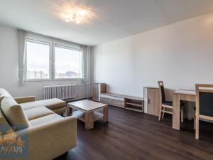 Pronájem bytu 3+kk, Praha - Bohnice, Řešovská, 56 m2
