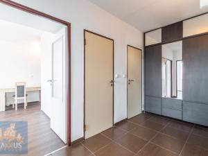 Pronájem bytu 3+kk, Praha - Bohnice, Řešovská, 56 m2