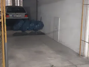 Prodej garážového stání, Praha - Podolí, Milevská, 13 m2