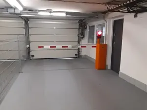 Prodej garážového stání, Praha - Podolí, Milevská, 13 m2