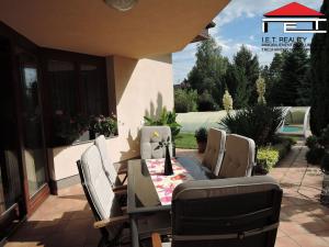 Prodej rodinného domu, Křenice, Silnička, 244 m2