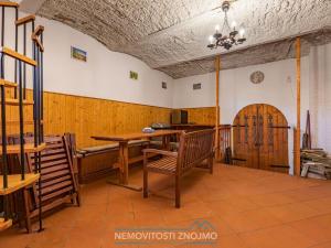 Prodej vinného sklepa, Pravice, 114 m2