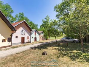 Prodej vinného sklepa, Pravice, 114 m2