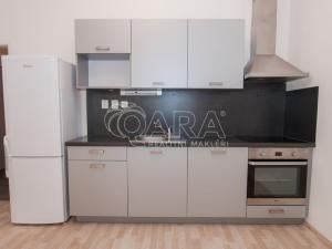 Pronájem bytu 1+kk, Benešov, Tyršova, 43 m2