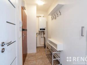 Pronájem bytu 2+1, Brno, Kárníkova, 65 m2