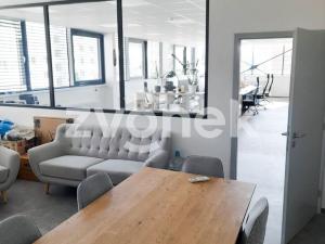 Pronájem kanceláře, Zlín, třída Tomáše Bati, 109 m2