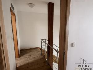 Pronájem bytu 2+kk, Olomouc, Ostružnická, 100 m2