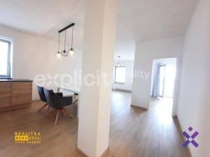 Pronájem bytu 2+kk, Zlín, Lorencova, 62 m2