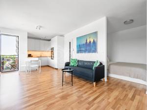 Pronájem bytu 1+kk, Praha - Strašnice, Zvěřinova, 49 m2