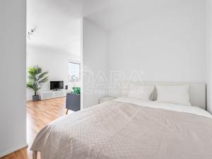 Pronájem bytu 1+kk, Praha - Strašnice, Zvěřinova, 49 m2
