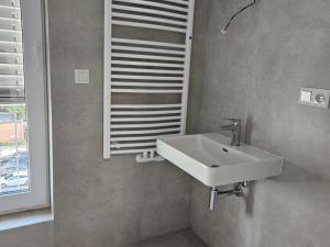 Pronájem bytu 2+kk, Otrokovice, Moravní, 49 m2