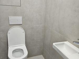 Pronájem bytu 2+kk, Otrokovice, Moravní, 49 m2