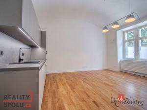 Prodej bytu 2+kk, Praha - Nusle, Jaromírova, 71 m2