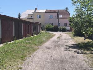 Pronájem garáže, Hradec Králové - Pražské Předměstí, Zahrádkářská osada Hradečan, 18 m2