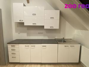 Pronájem bytu 2+kk, Chomutov, Kochova, 70 m2