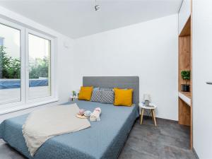 Pronájem bytu 2+kk, Praha, Plzeňská, 52 m2