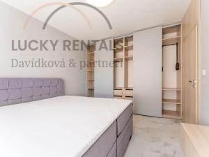 Pronájem bytu 2+kk, Praha - Modřany, Zlochova, 56 m2