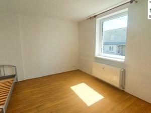 Pronájem bytu 1+1, Cheb, Dragounská, 26 m2