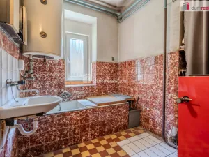 Prodej rodinného domu, Bechlín, 180 m2