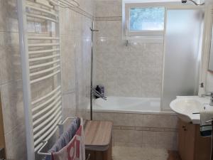 Prodej rodinného domu, Bochov, Lipová, 200 m2