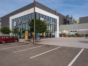 Prodej bytu 2+kk, České Budějovice, M. Horákové, 68 m2