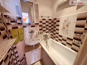 Prodej bytu 3+1, Mariánské Lázně, Nákladní, 82 m2