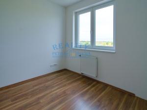 Prodej bytu 2+kk, Praha - Kyje, Farkašova, 40 m2