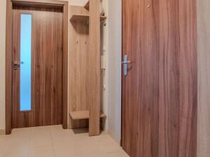 Pronájem bytu 2+1, Praha - Háje, Brechtova, 58 m2