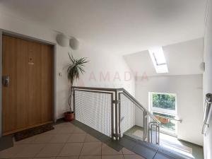 Pronájem bytu 3+kk, Praha - Dubeč, Netlucká, 75 m2