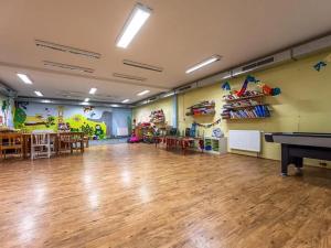 Pronájem bytu 3+kk, Praha - Dubeč, Netlucká, 75 m2