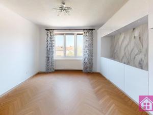 Prodej bytu 2+1, Břeclav - Poštorná, Nádražní, 48 m2