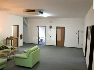 Prodej komerční nemovitosti, Ostrava - Přívoz, Rovná, 1620 m2