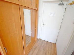 Pronájem bytu 1+kk, Praha - Hostivař, Hornoměcholupská, 24 m2
