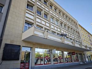 Pronájem bytu 1+kk, Praha - Vršovice, Kubánské náměstí, 18 m2