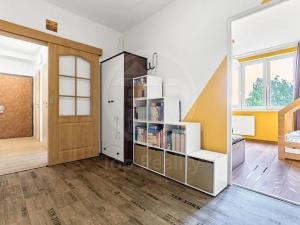 Prodej bytu 3+1, Karlovy Vary, Severní, 77 m2