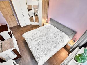 Prodej bytu 3+1, Karlovy Vary, Severní, 77 m2