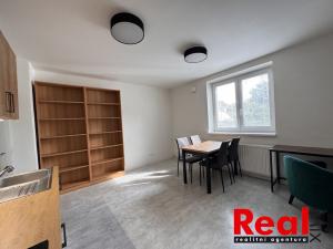 Pronájem bytu 2+kk, Brno - Královo Pole, Božetěchova, 38 m2