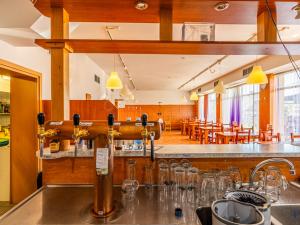 Pronájem restaurace, Razová, 238 m2