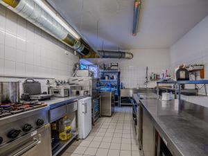 Pronájem restaurace, Razová, 238 m2