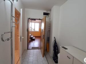 Pronájem bytu 2+kk, Praha - Prosek, Ctěnická, 39 m2