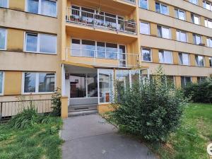 Pronájem bytu 2+kk, Praha - Prosek, Ctěnická, 39 m2