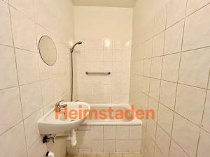 Pronájem bytu 1+kk, Frýdek-Místek - Místek, Československé armády, 28 m2