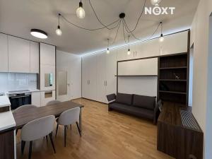 Pronájem bytu 1+kk, Praha - Hlubočepy, Devonská, 39 m2