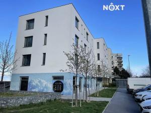 Pronájem bytu 1+kk, Praha - Hlubočepy, Devonská, 39 m2