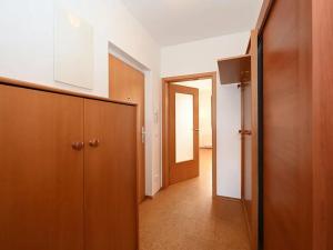Pronájem bytu 2+kk, Praha - Zbraslav, Neumannova, 40 m2