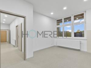 Prodej bytu 3+1, Liberec - Liberec III-Jeřáb, nám. Soukenné, 106 m2