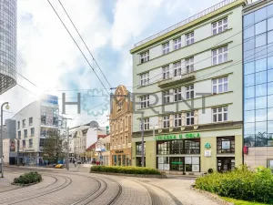 Prodej bytu 3+1, Liberec - Liberec III-Jeřáb, nám. Soukenné, 106 m2